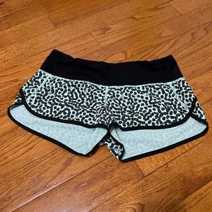 Lululemon Speed Shorts — Length 2.5 — Size 8